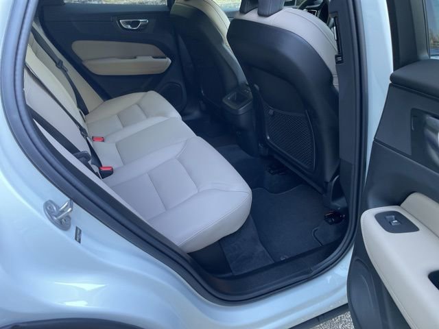 Certified 2026 Volvo XC60 B5 Plus w/ Climate Package AWD/4WD image 15