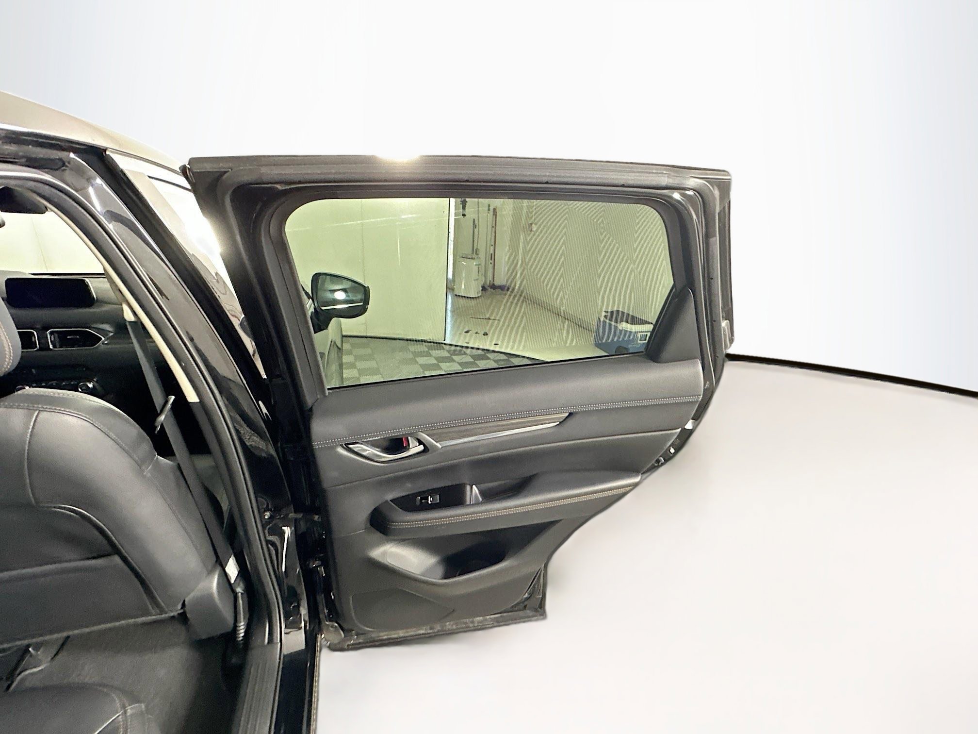 Used 2018 MAZDA CX-5 Grand Touring w/ Premium Package FWD image 31