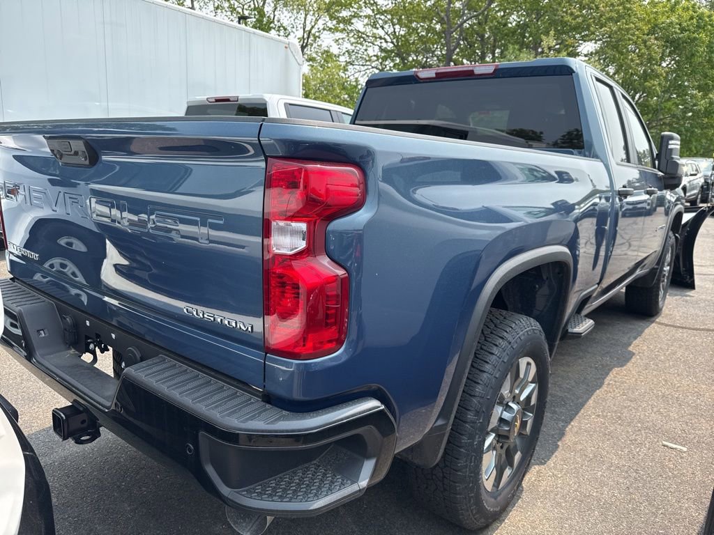 New 2025 Chevrolet Silverado 2500 Custom w/ Custom Value Package AWD/4WD image 10