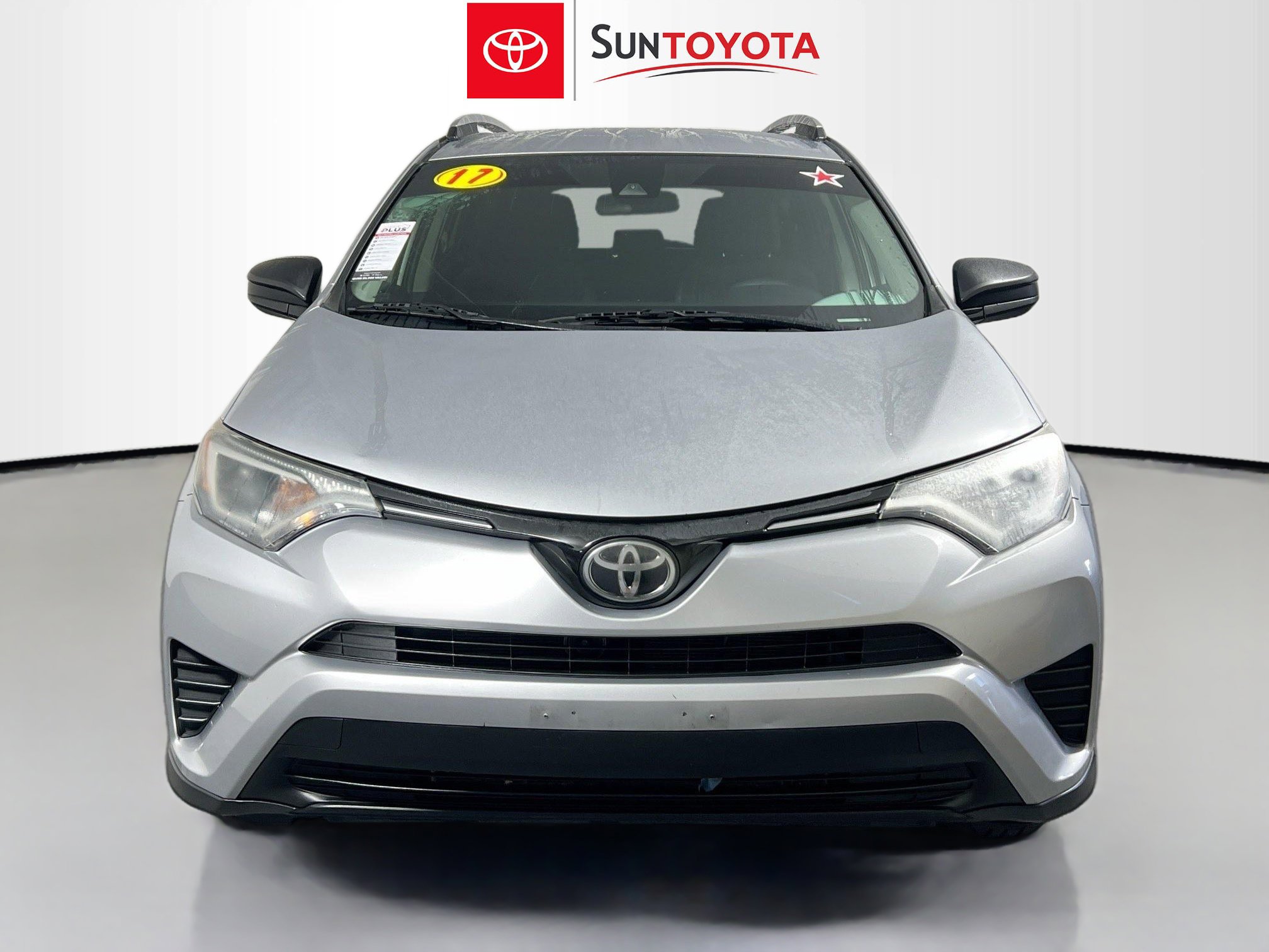 Used 2017 Toyota RAV4 LE image 10