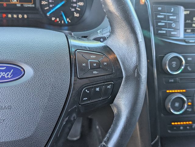 Used 2016 Ford Explorer XLT FWD image 25