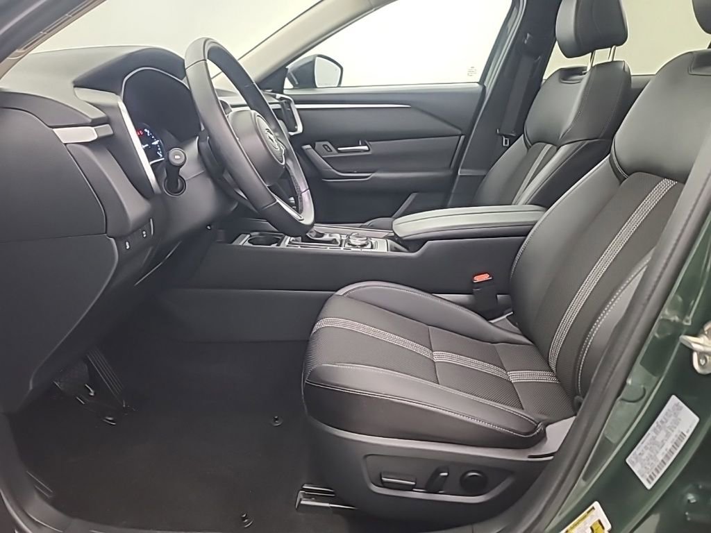 Used 2025 MAZDA CX-50 AWD 2.5 S w/ Premium Package image 25