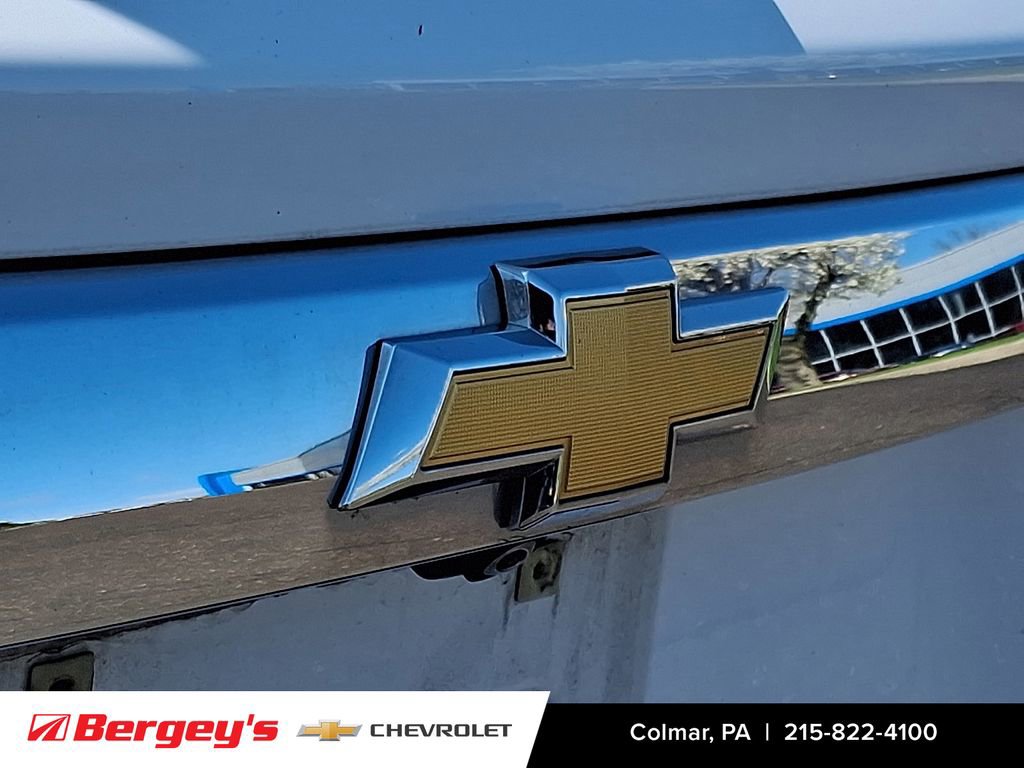 Used 2020 Chevrolet Traverse LS image 33