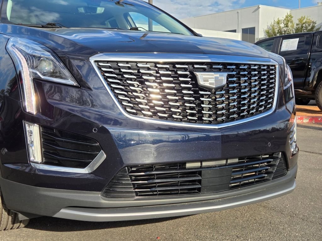 Used 2022 Cadillac XT5 Premium Luxury w/ Technology Package AWD/4WD image 8