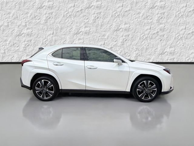 Used 2025 Lexus UX 300h FWD w/ Accessory Package (Z1) image 2