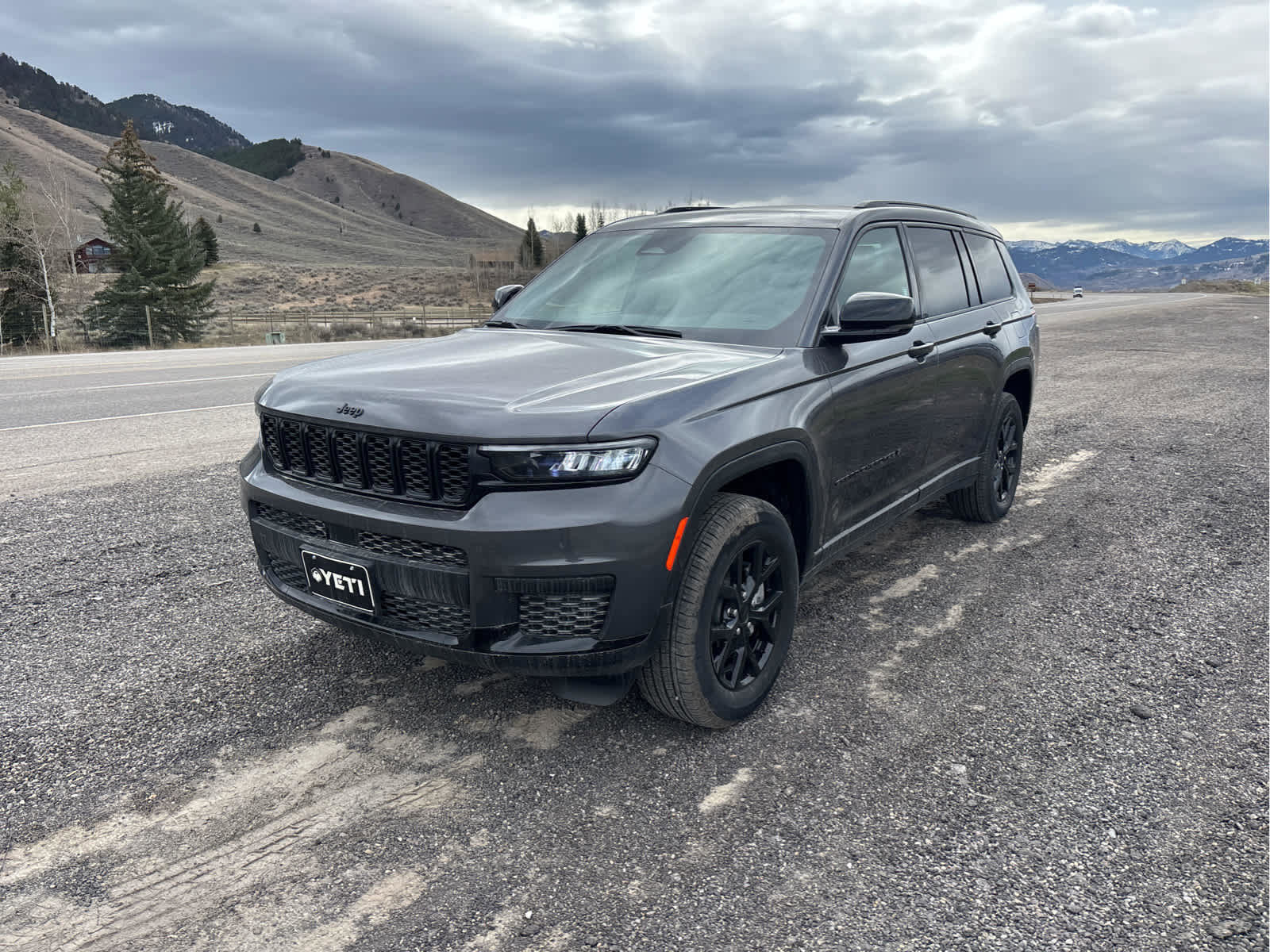 New 2025 Jeep Grand Cherokee L Altitude image 23