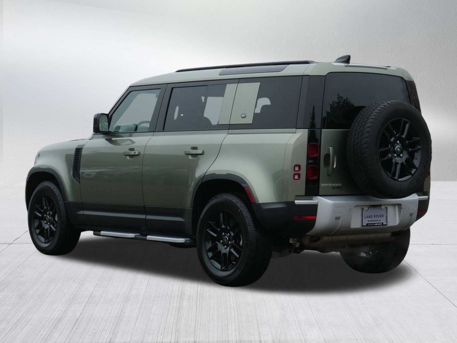 Used 2020 Land Rover Defender 110 SE image 7