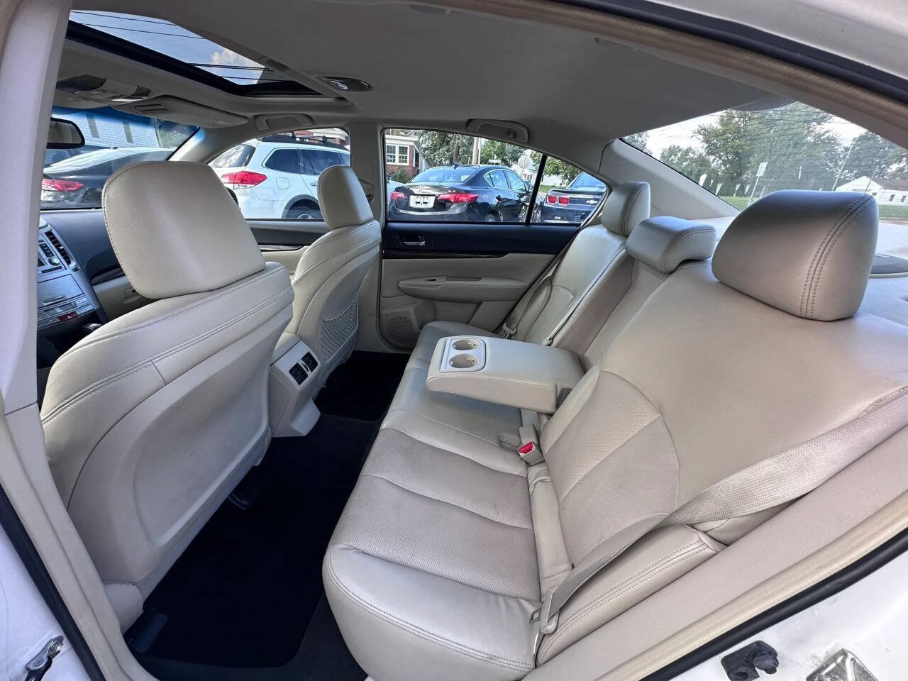 Used 2014 Subaru Legacy 2.5i Limited w/ Moonroof Package AWD/4WD image 12