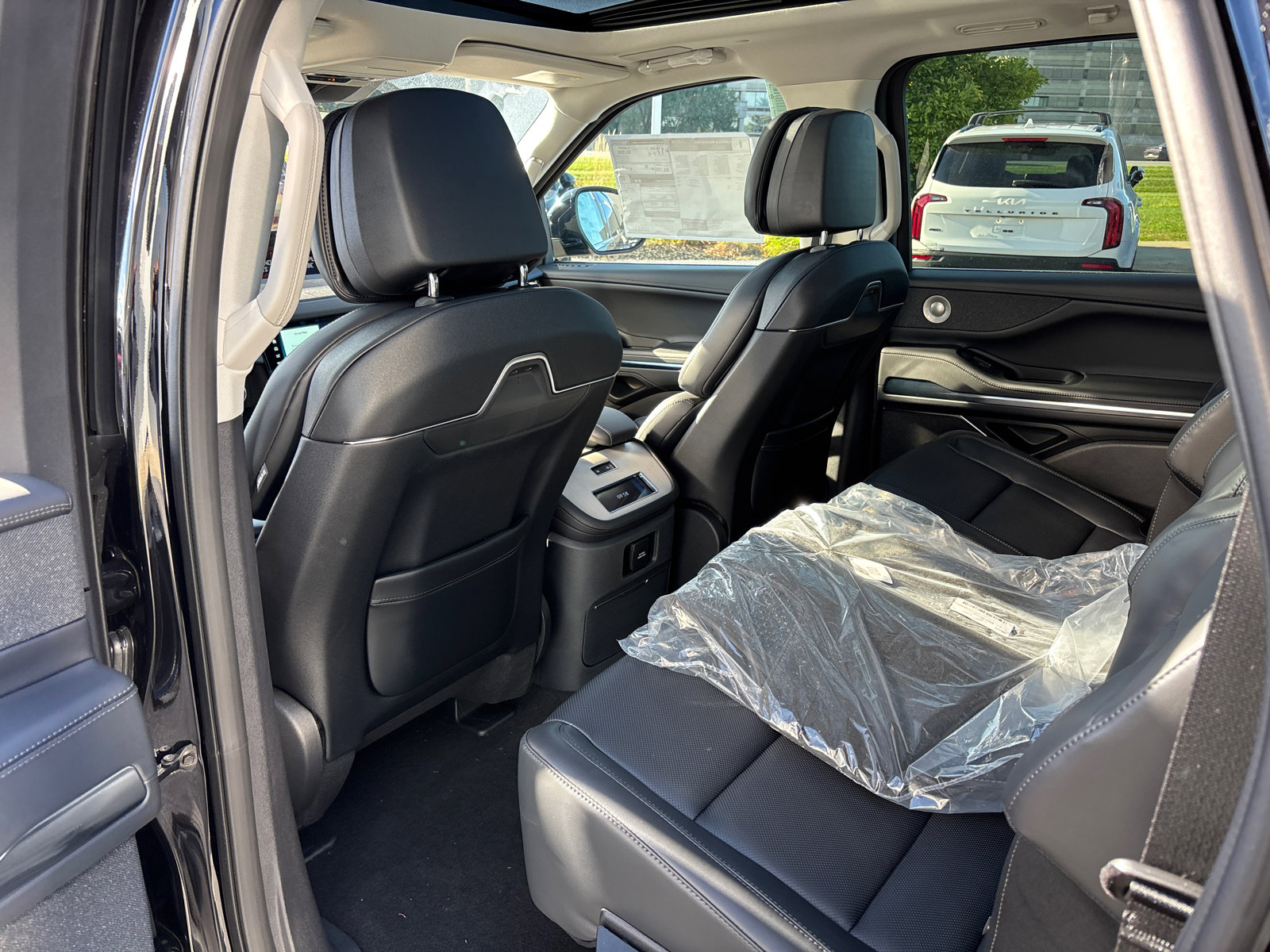 New 2025 Lincoln Navigator L Reserve image 28