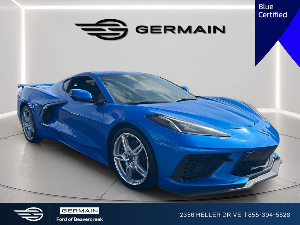 Used 2025 Chevrolet Corvette Stingray Preferred Cpe w/ Z51 Performance Package RWD image 1