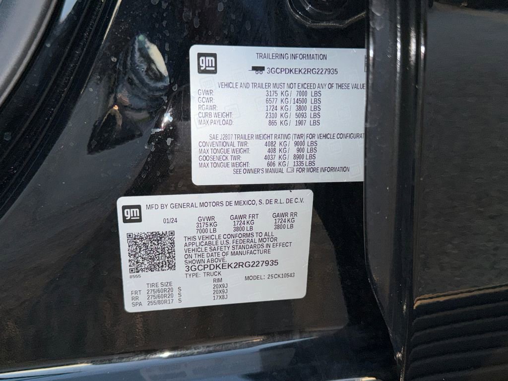 Certified 2024 Chevrolet Silverado 1500 LT AWD/4WD image 32