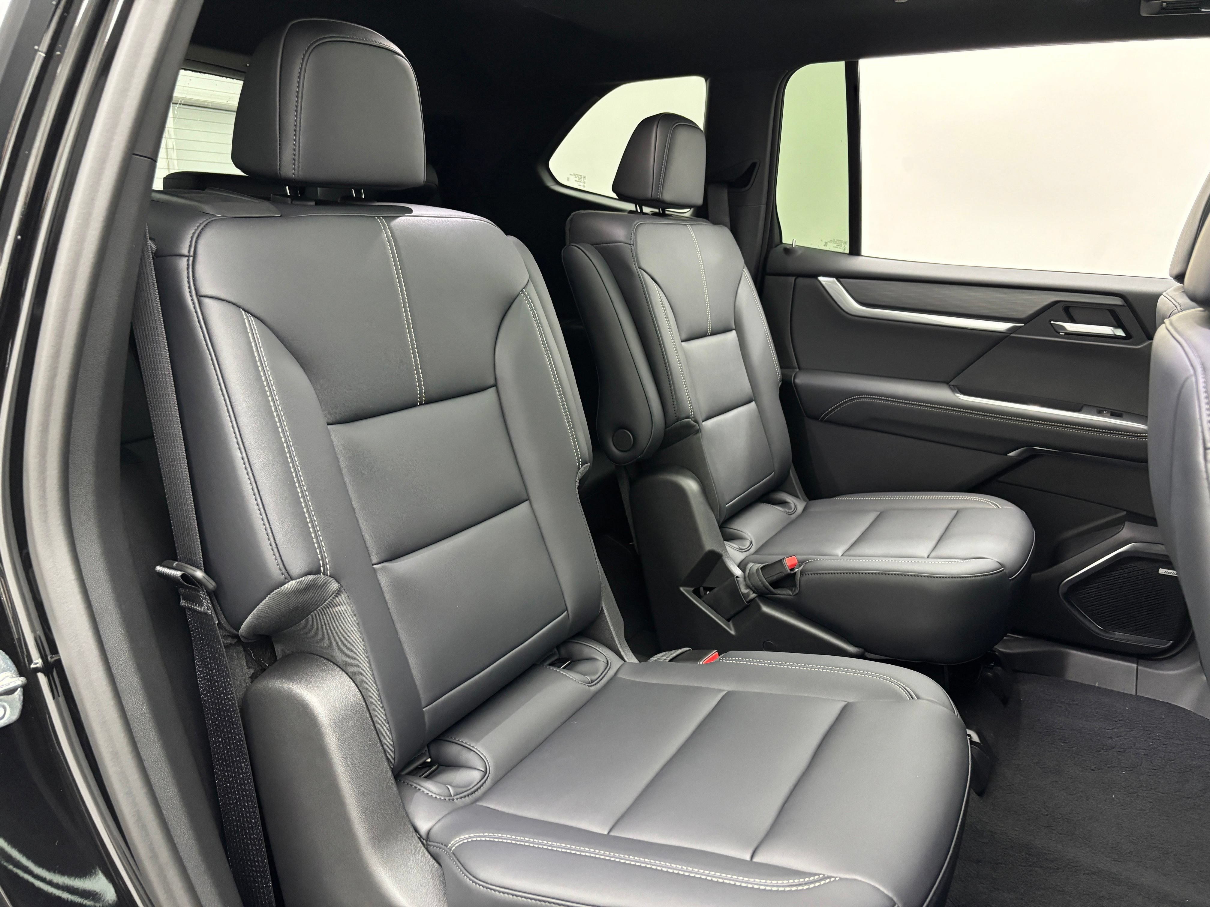 New 2027 GMC Acadia Elevation w/ Black Edition AWD/4WD image 40