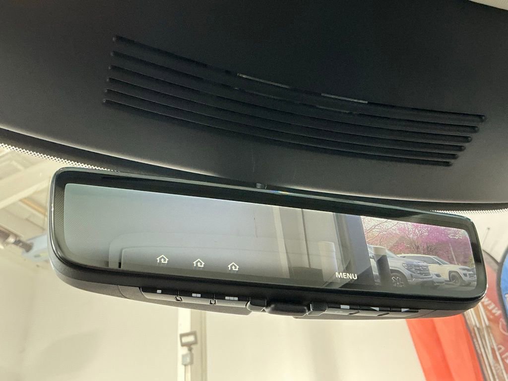 Used 2025 INFINITI QX60 Luxe w/ Vision Package image 12