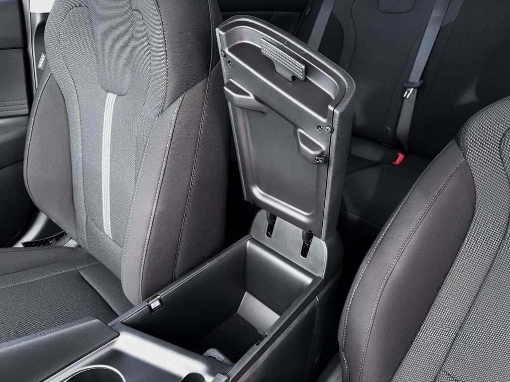 New 2026 Hyundai Elantra SE FWD image 18