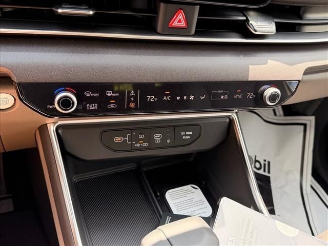 New 2026 Kia Carnival EX FWD image 21