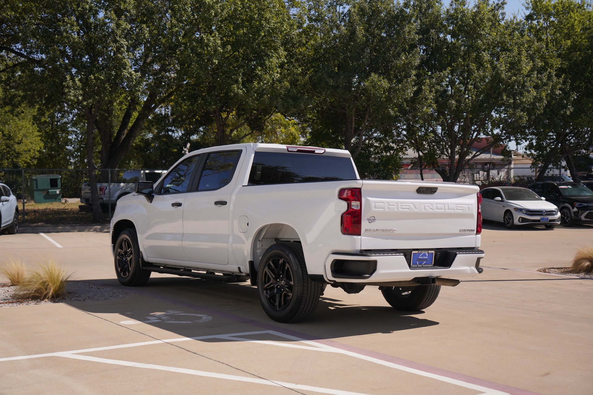 Used 2023 Chevrolet Silverado 1500 Custom RWD image 6