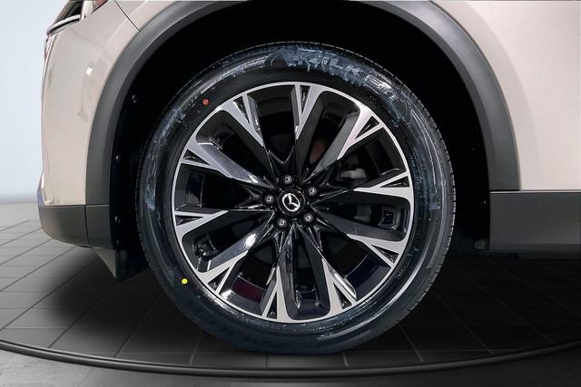 Used 2024 MAZDA CX-90 Plug-In Hybrid w/ Premium Pkg AWD/4WD image 9