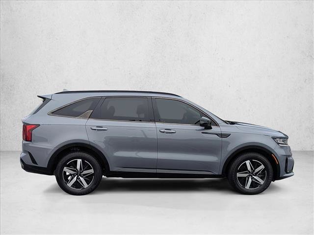 Used 2022 Kia Sorento S FWD image 4