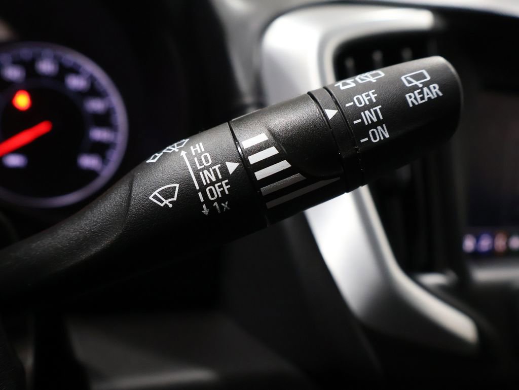 Used 2024 GMC Terrain SLE image 38