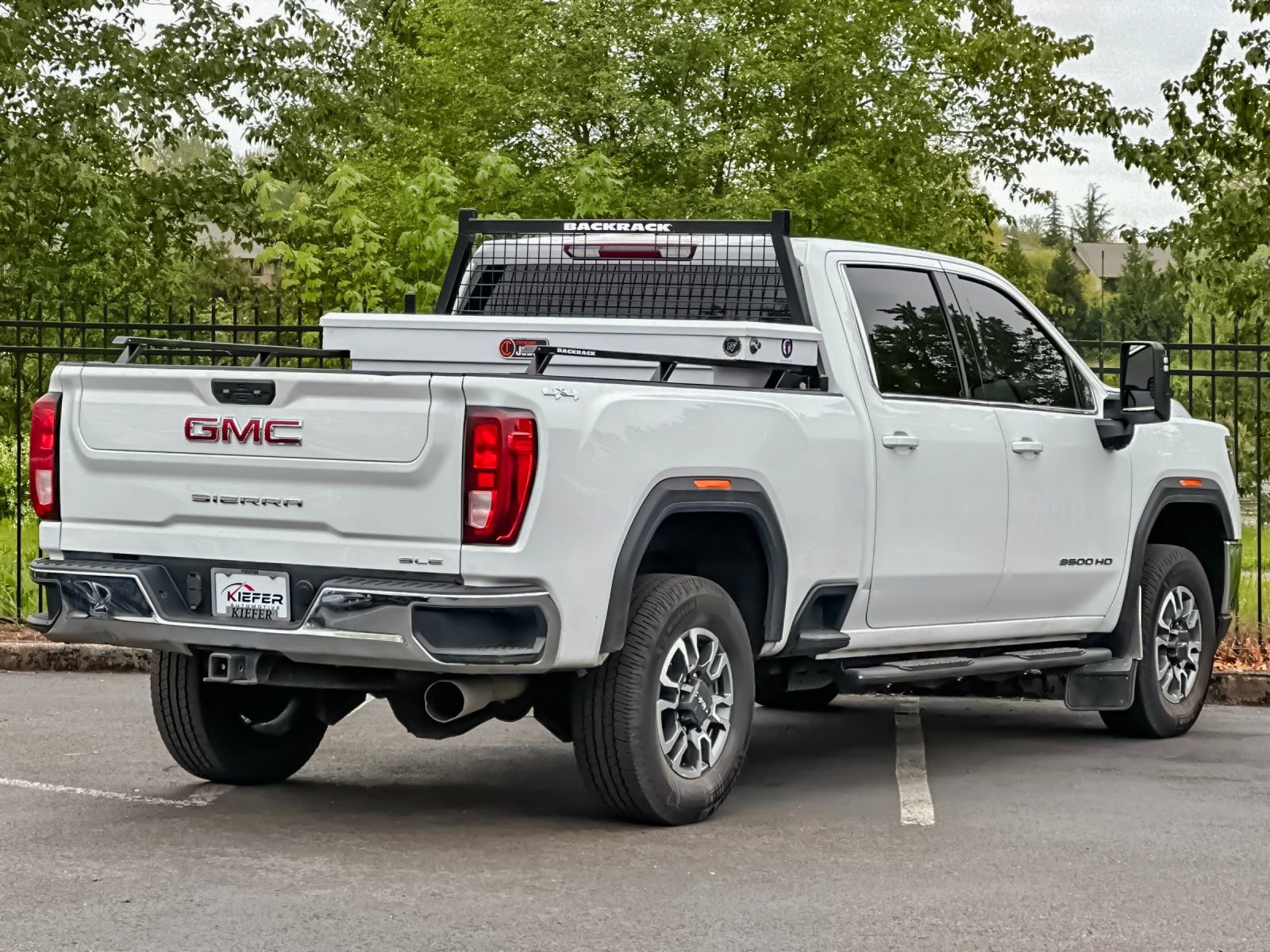 Used 2022 GMC Sierra 3500 SLE w/ Fleet Comfort Package AWD/4WD image 3