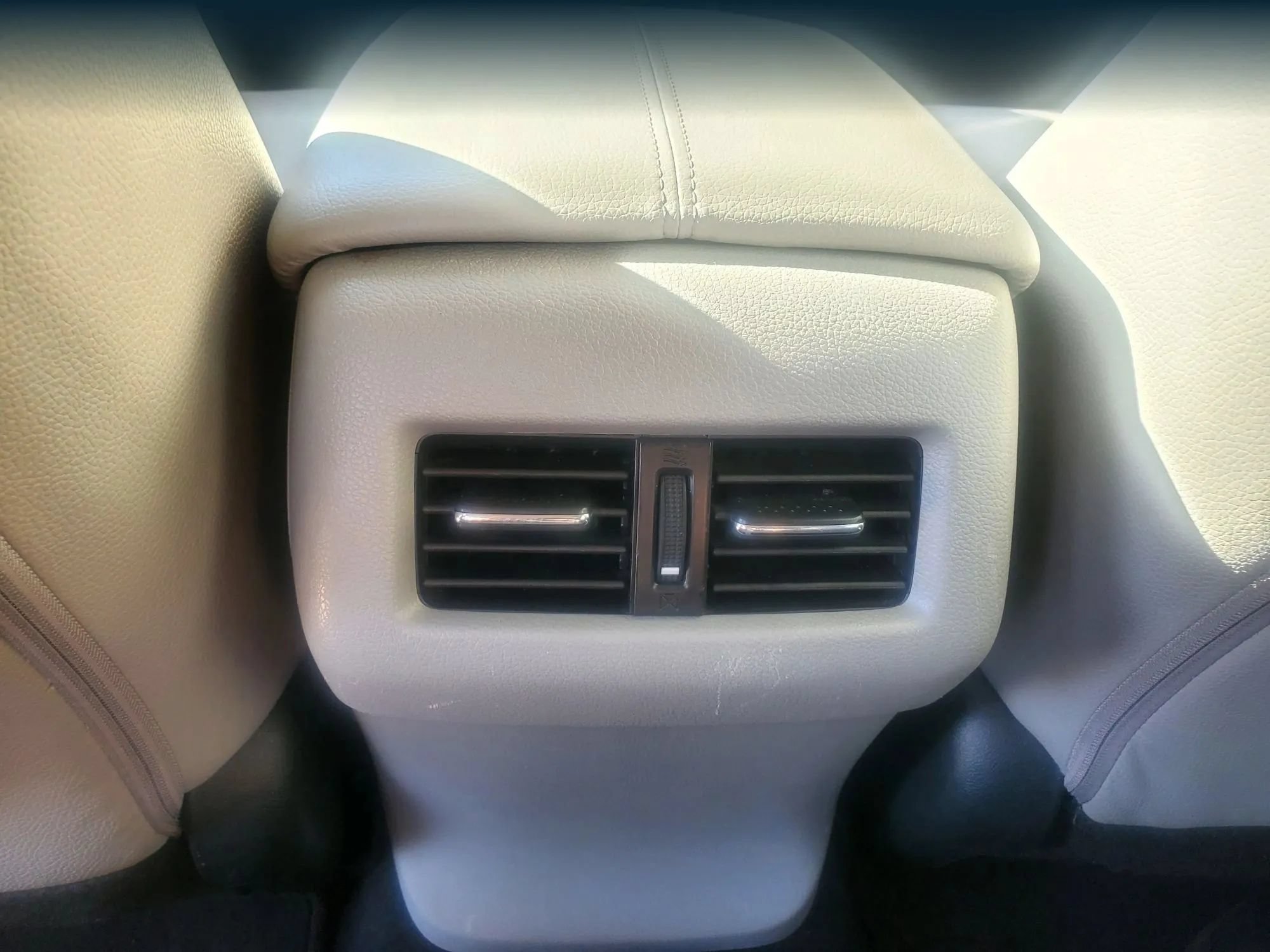 Used 2017 Honda Accord EX-L image 29