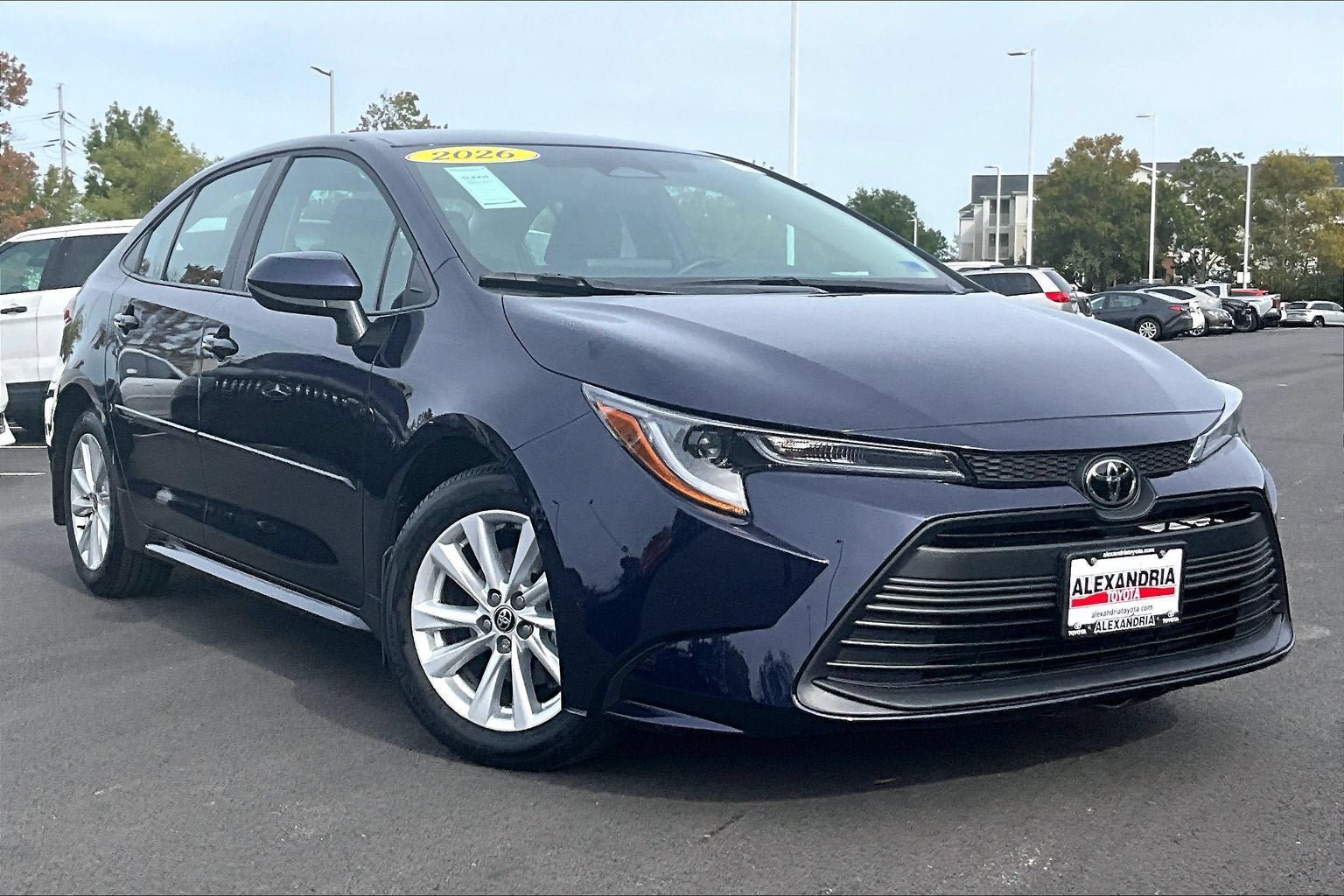 Used 2026 Toyota Corolla LE w/ LE Premium Package FWD image 2