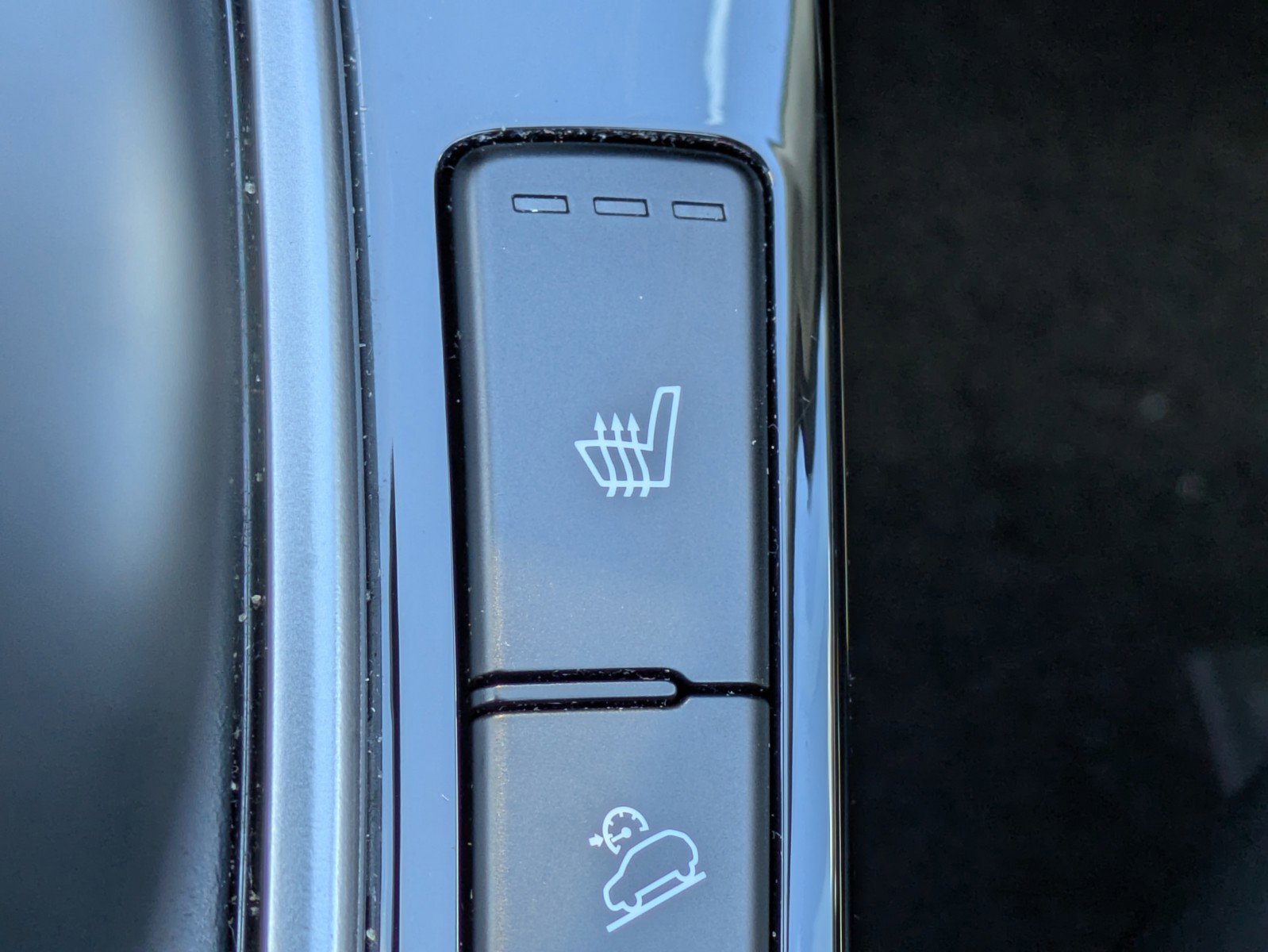 Certified 2024 Kia Seltos EX FWD image 23