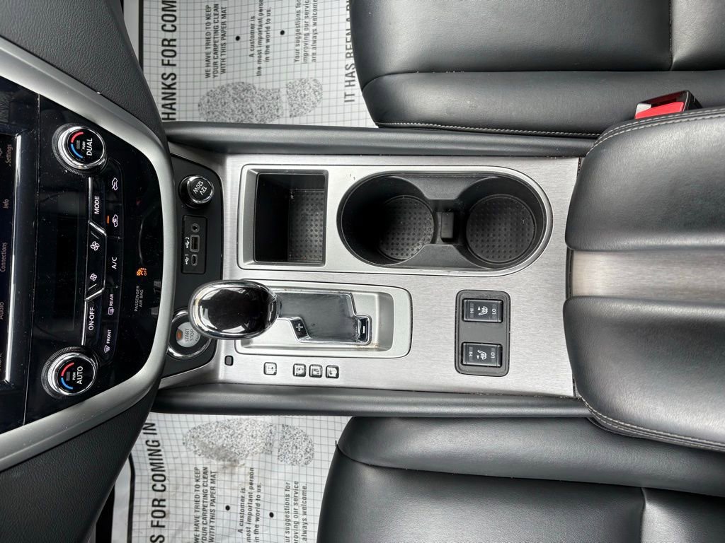 Used 2024 Nissan Murano SV w/ SV Midnight Edition Package image 32