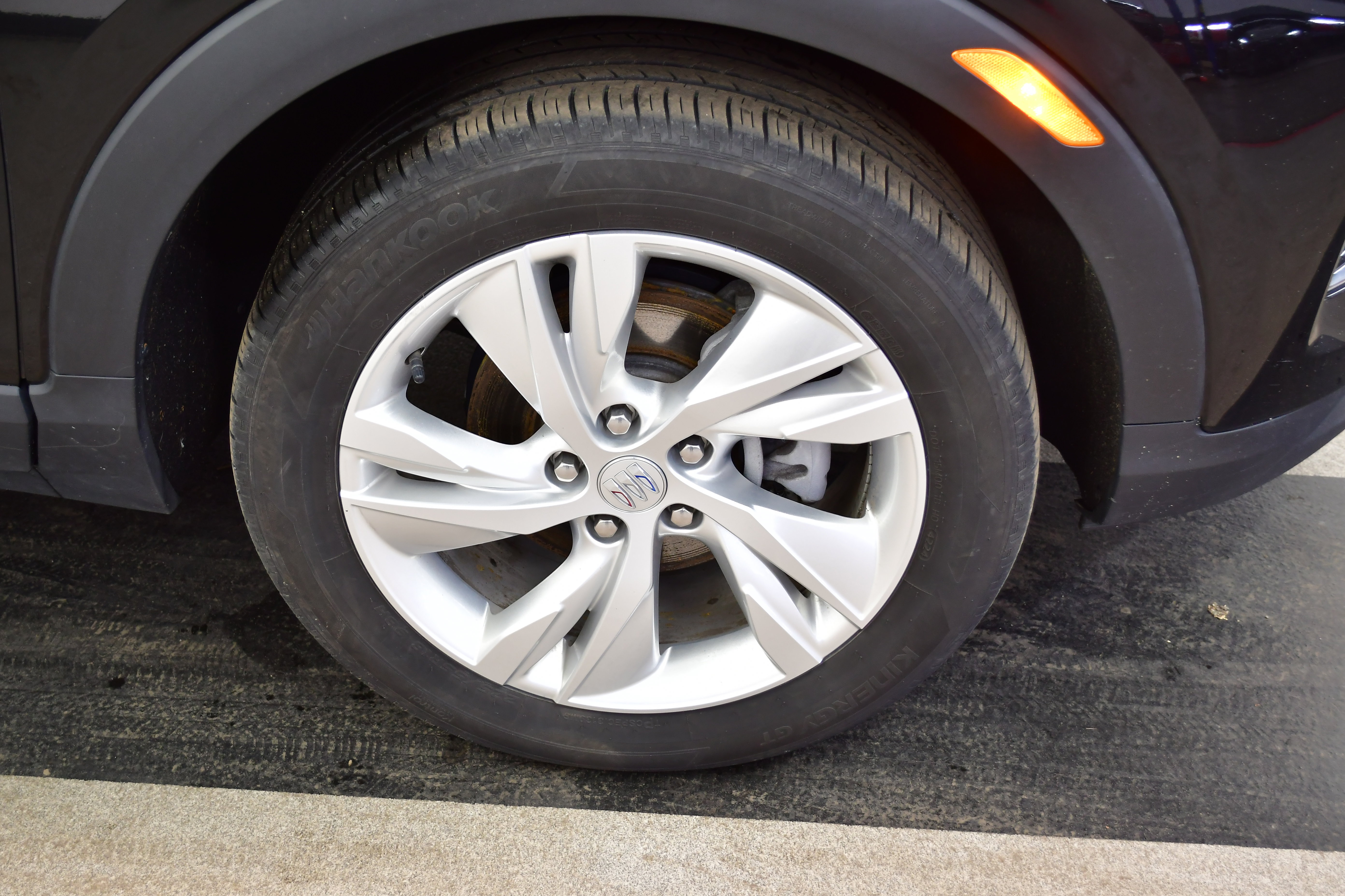 Used 2025 Buick Encore GX Preferred image 36