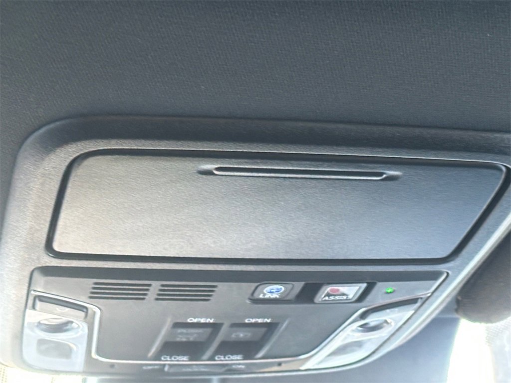 Used 2021 Honda Pilot Black Edition image 19