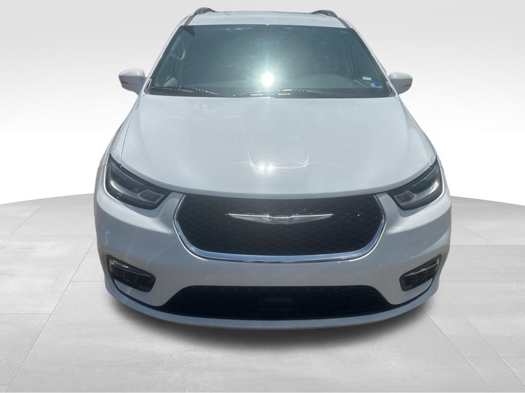 Used 2022 Chrysler Pacifica Touring-L FWD image 34