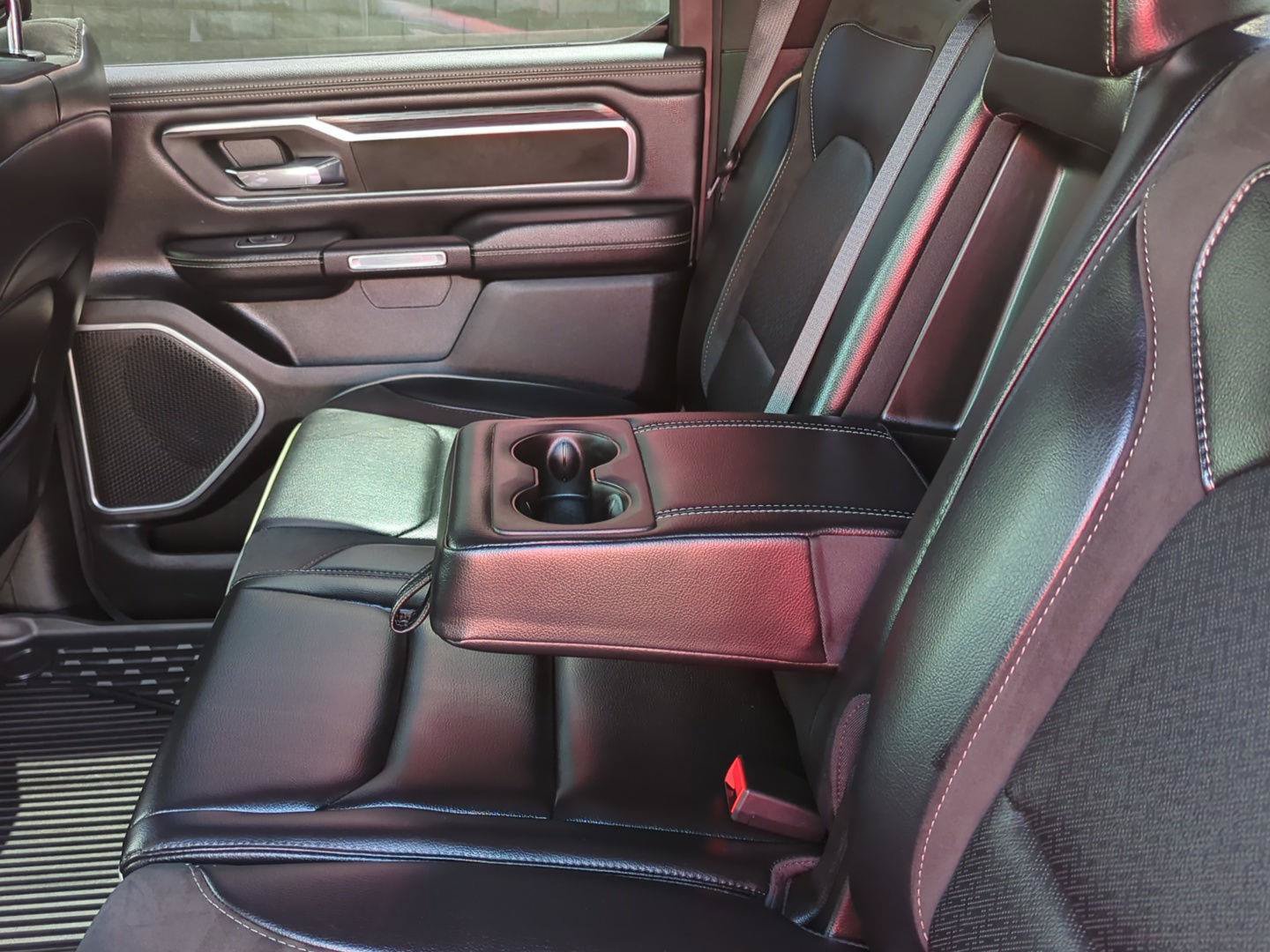 Used 2023 RAM 1500 Laramie AWD/4WD image 9