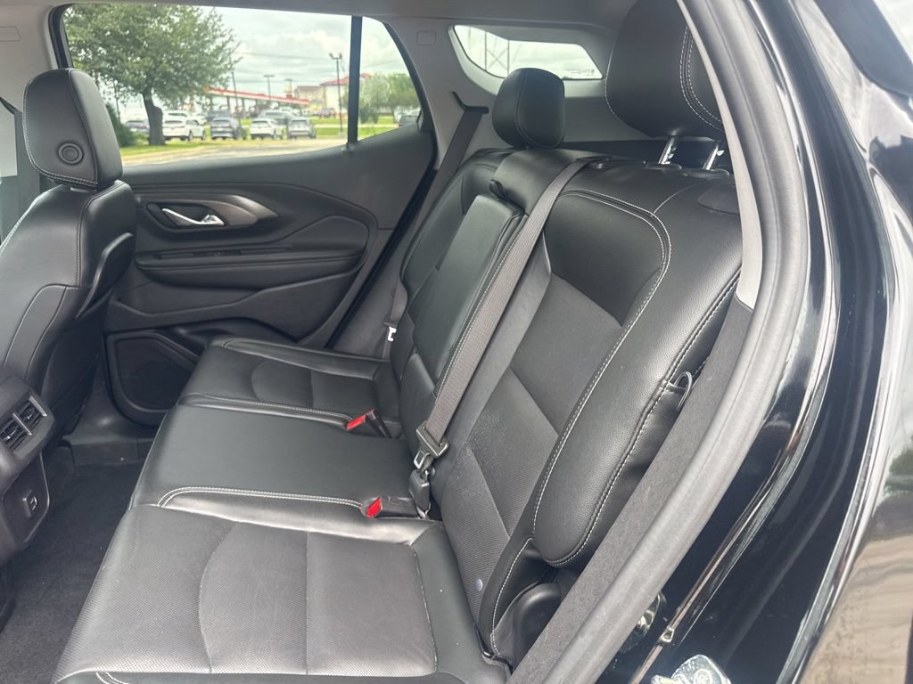 Used 2024 GMC Terrain SLT FWD image 11