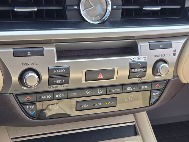 Used 2017 Lexus ES 350 w/ Accessory Package 2 FWD image 28