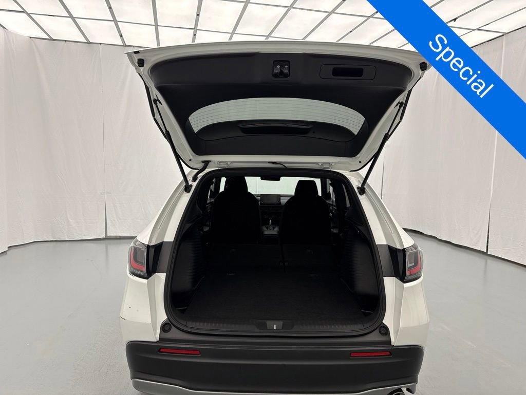 Used 2023 Honda HR-V Sport image 9