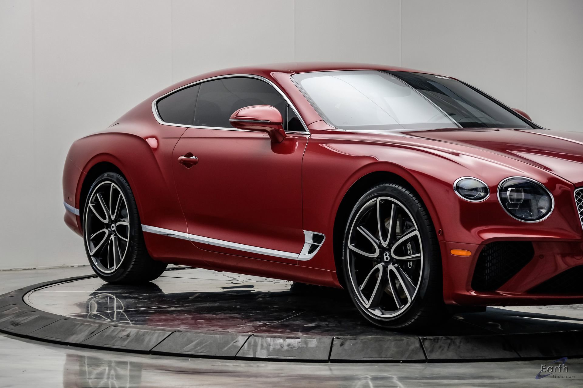 Used 2020 Bentley Continental GT AWD/4WD image 30