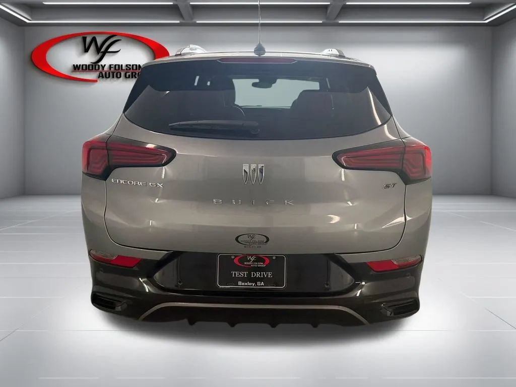Used 2024 Buick Encore GX Sport Touring w/ Advanced Technology Package FWD image 7