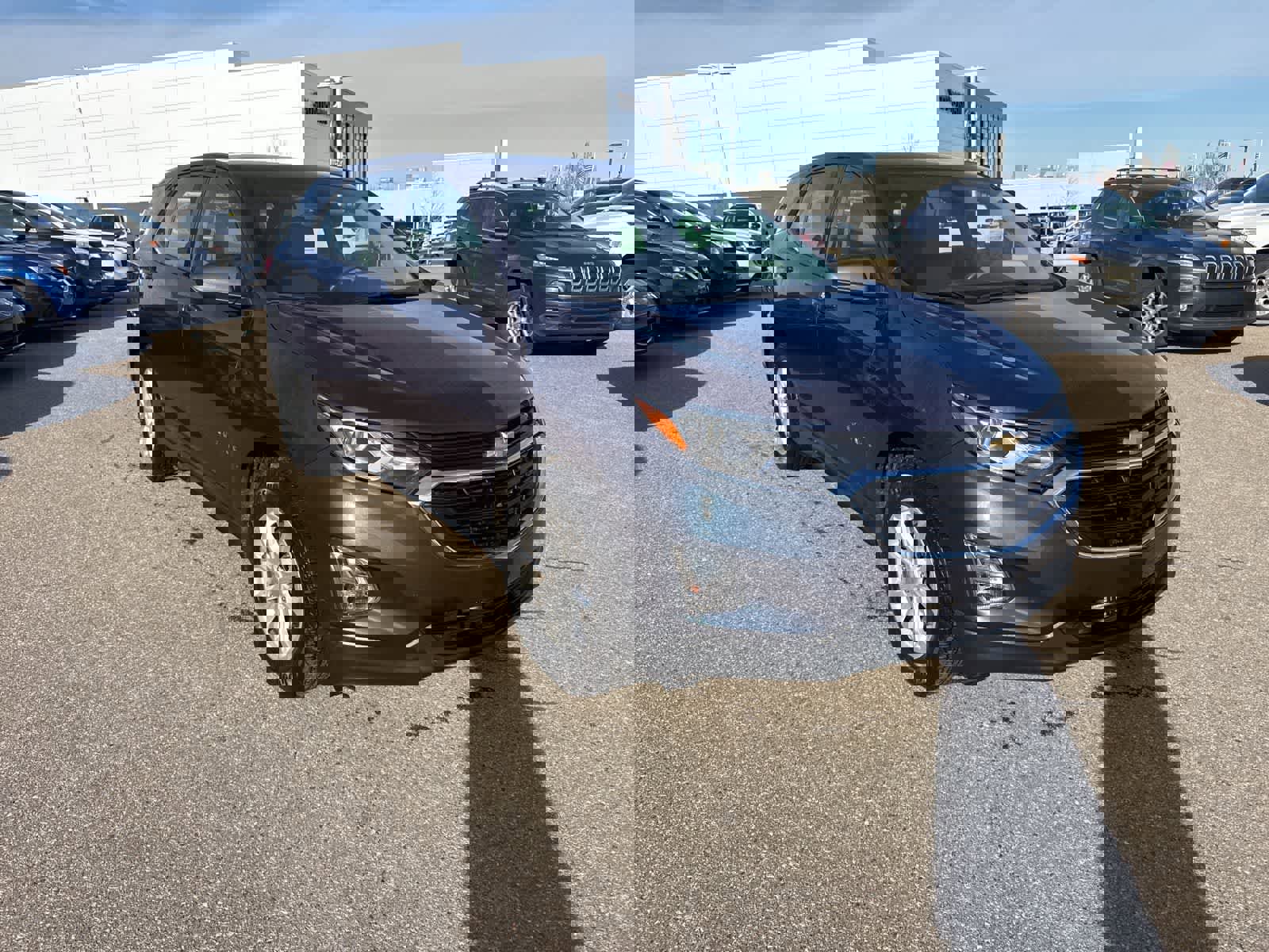 Used 2019 Chevrolet Equinox LS FWD image 3