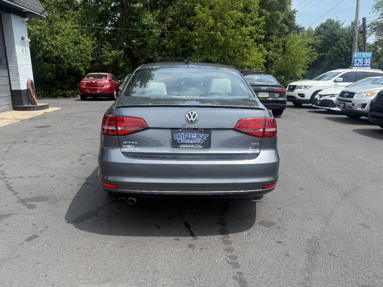 Used 2015 Volkswagen Jetta Sport FWD image 25