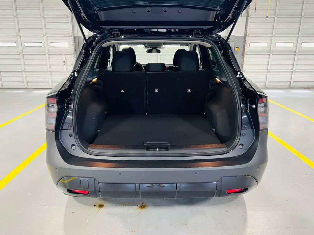 New 2026 Nissan Kicks SV FWD image 9