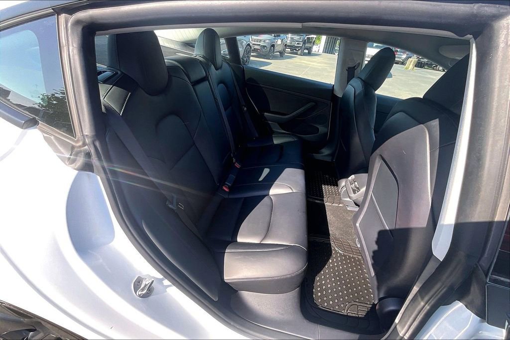 Used 2021 Tesla Model 3 Standard Range Plus RWD image 26