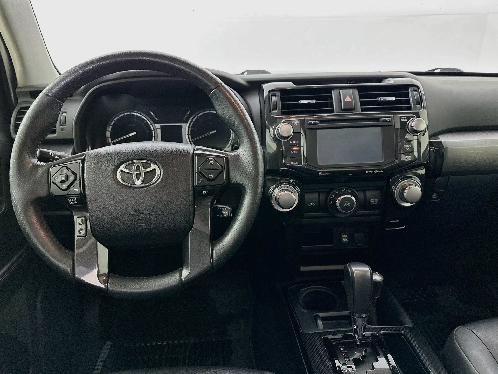 Used 2019 Toyota 4Runner TRD Off-Road Premium AWD/4WD image 23