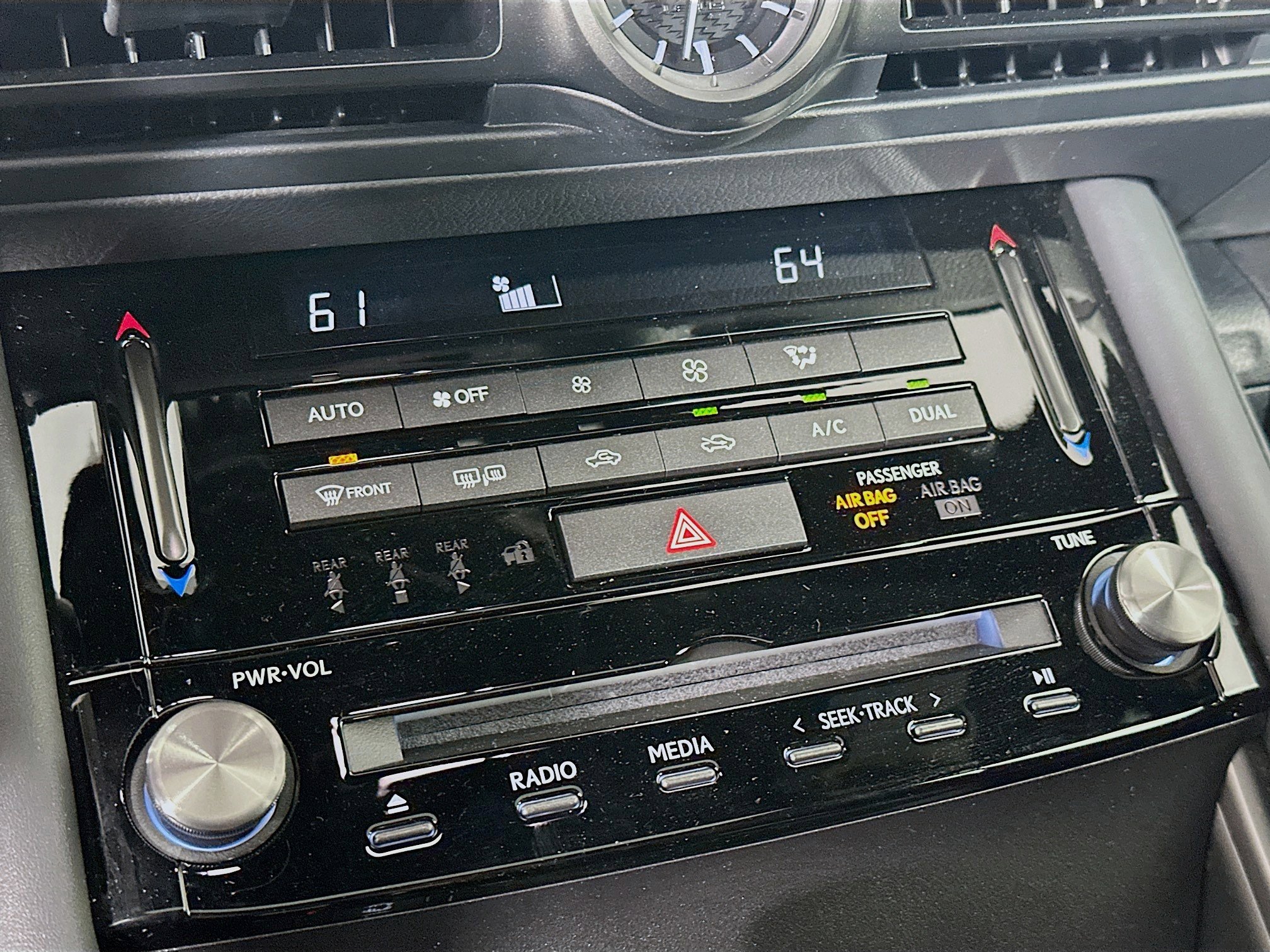 Used 2025 Lexus IS 300 w/ Premium Package RWD image 23