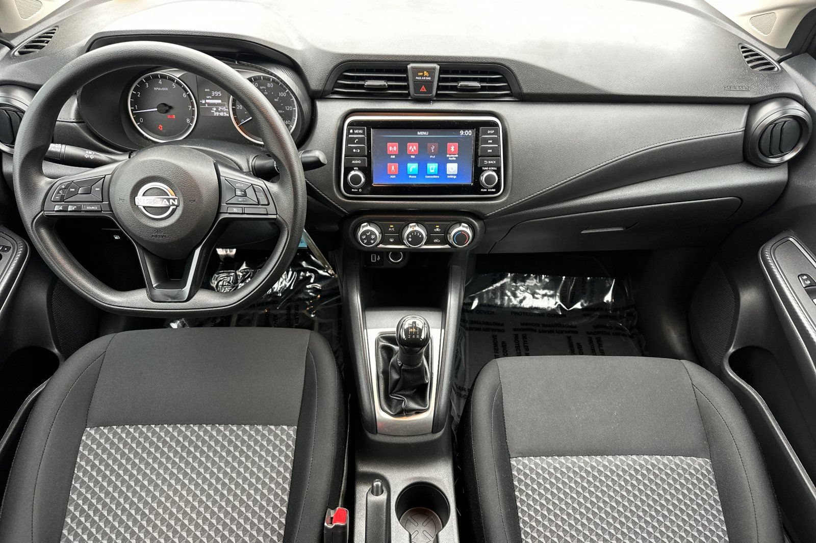 Used 2024 Nissan Versa S FWD image 14