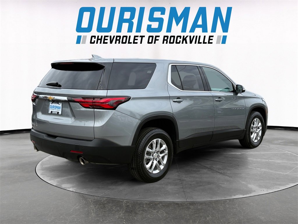 Used 2023 Chevrolet Traverse LS w/ Safety Package image 6