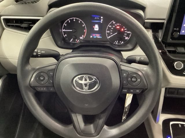 Used 2023 Toyota Corolla Cross L AWD/4WD image 7
