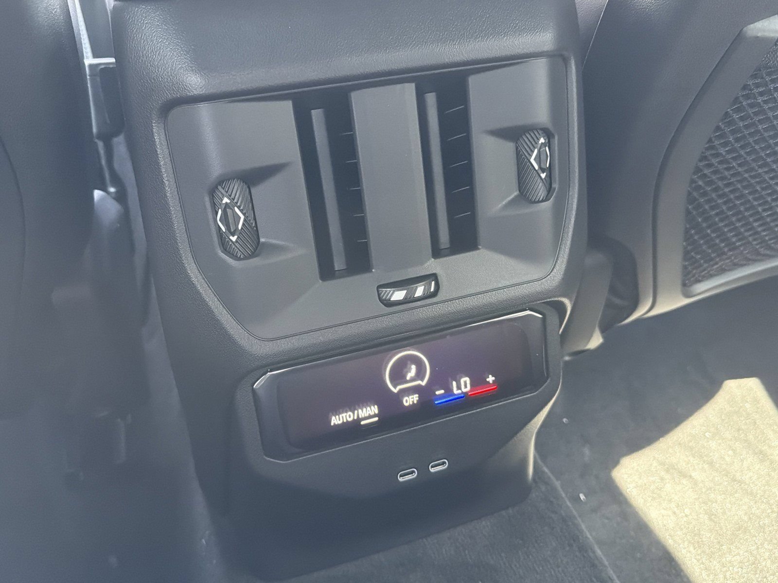 New 2026 BMW X3 M50 w/ Premium Package AWD/4WD image 18