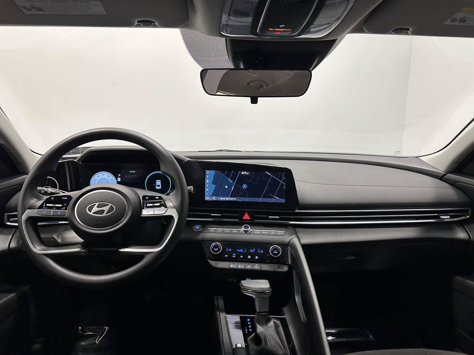 Certified 2024 Hyundai Elantra SEL FWD image 20