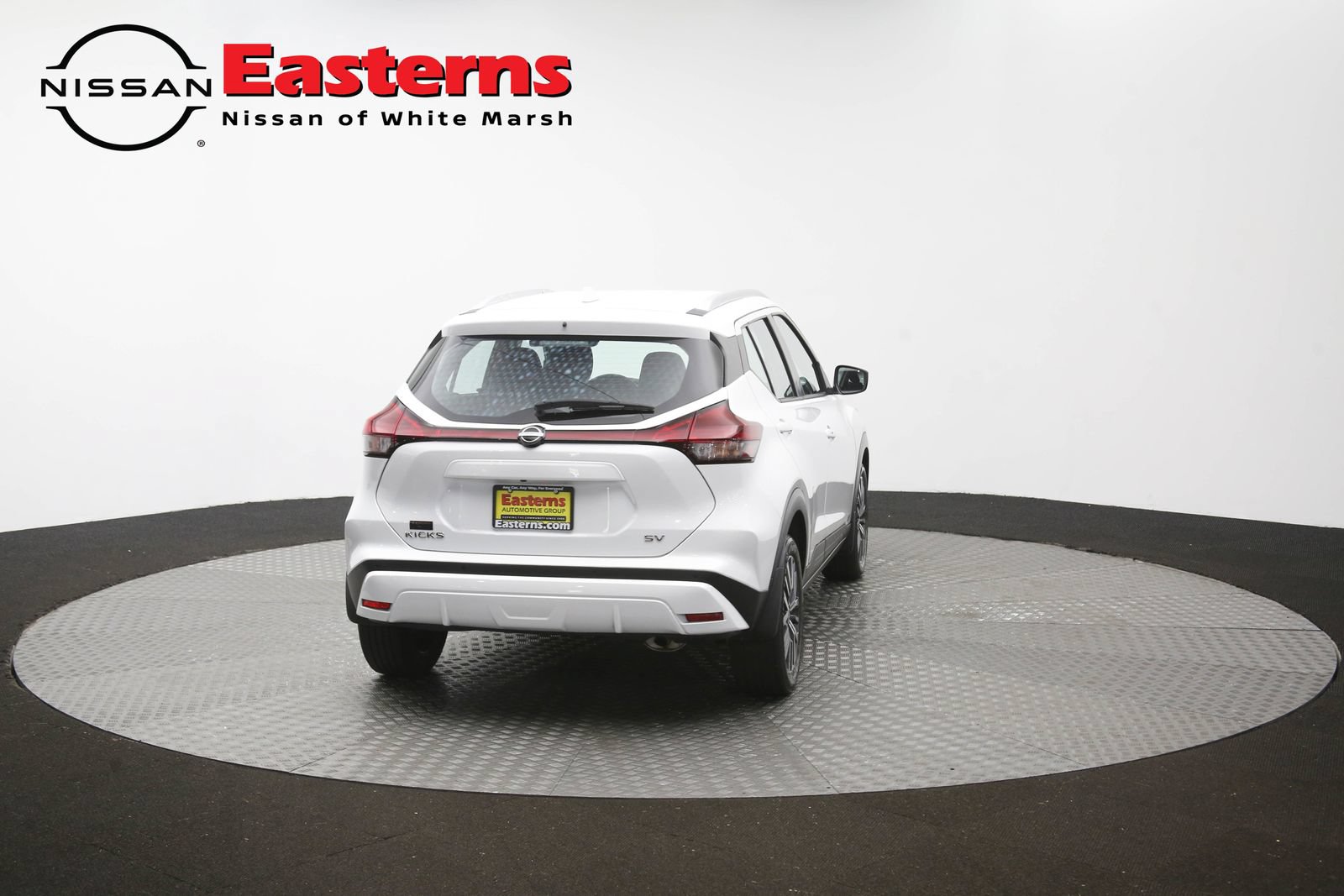Used 2024 Nissan Kicks SV FWD image 37