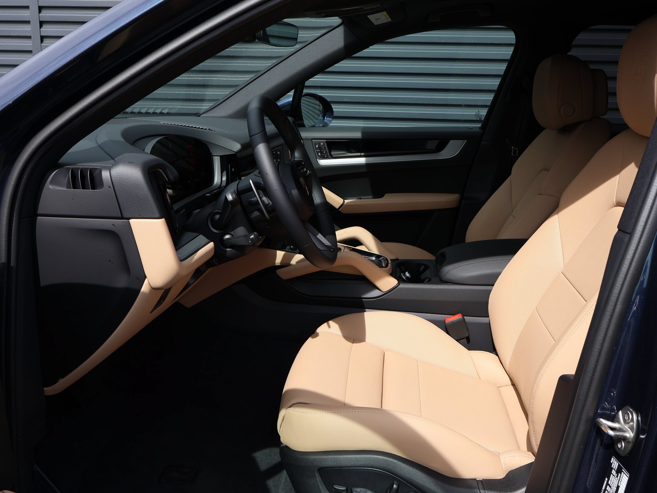 New 2026 Porsche Cayenne AWD/4WD image 5